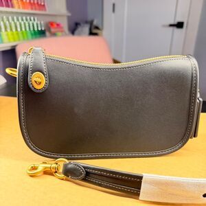 Coach Women's Black and Grey Bag